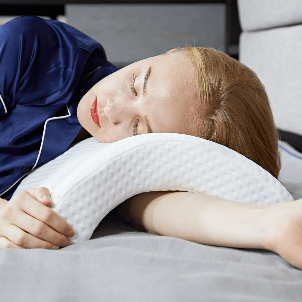 Valentine's day special combo (Two Love Pillows and one Chunky knit blanket)
